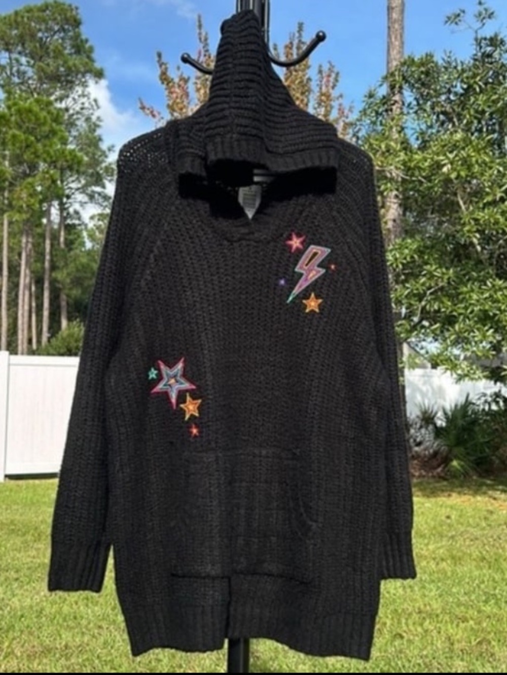 NWT Torrid hooded pullover sweater with pocket